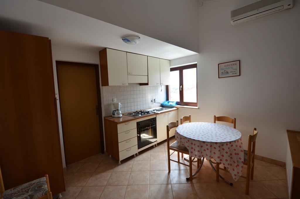Apartments Villa Bartol Pula Room photo