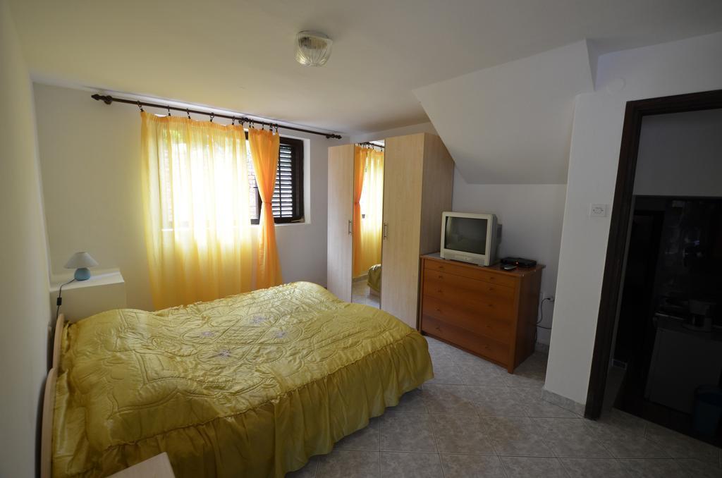 Apartments Villa Bartol Pula Room photo